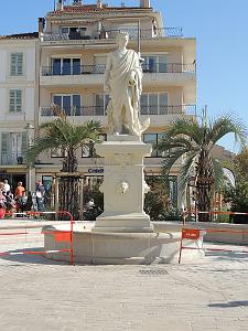 2024 11 02 EN FLANANT SUR SANARY (55)